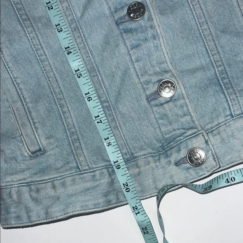 Women’s J Crew Indigo Light Blue Jean Jacket Small - Picture 8 of 9